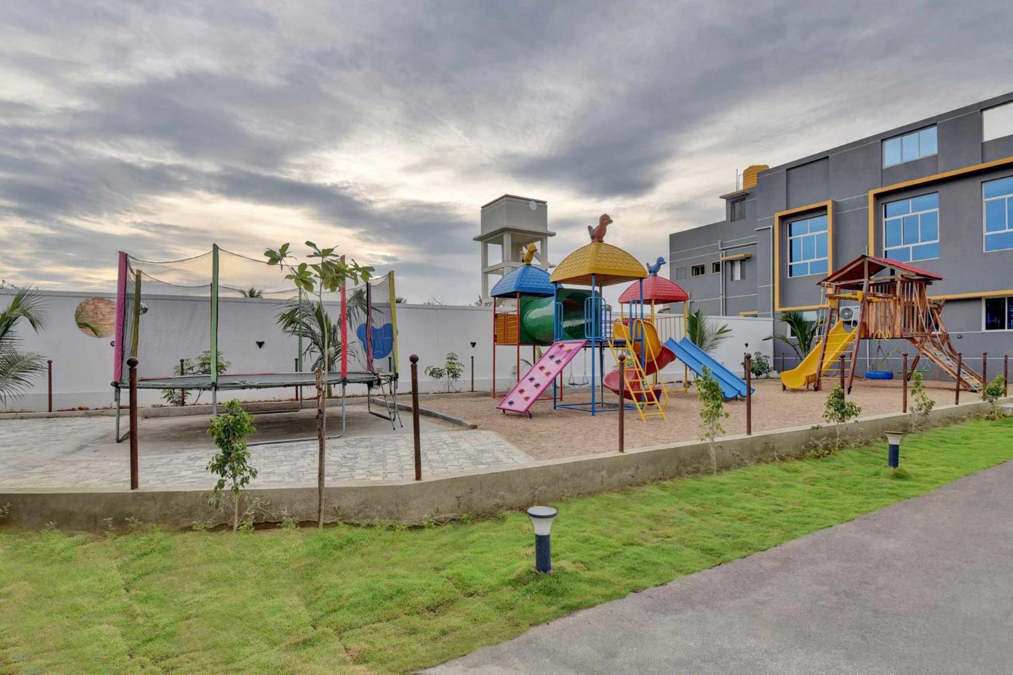 Collectipn O Pradee Queen Resort Chennai Exterior photo
